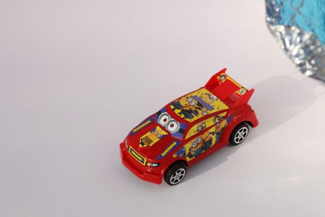 لعبة سيارة اطفال